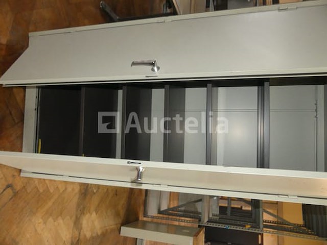 5 metalen kasten met 2 deuren - afbeelding 4 van  5