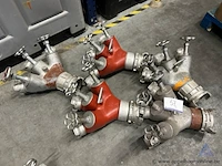 5 metalen verdeelstukken met afsluitbare uitgangen, type 110 - 3x 70 dsp, metaal