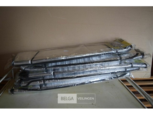 5 metallische zonnebescherming 130x60 cm - afbeelding 1 van  2
