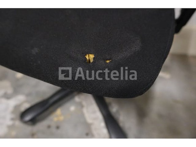 5 ongelijke bureaustoelen - afbeelding 6 van  7