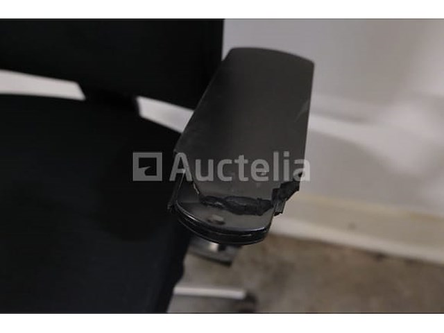 5 ongelijke bureaustoelen - afbeelding 2 van  10