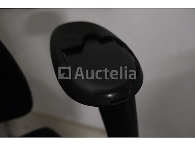 5 ongelijke bureaustoelen - afbeelding 10 van  10