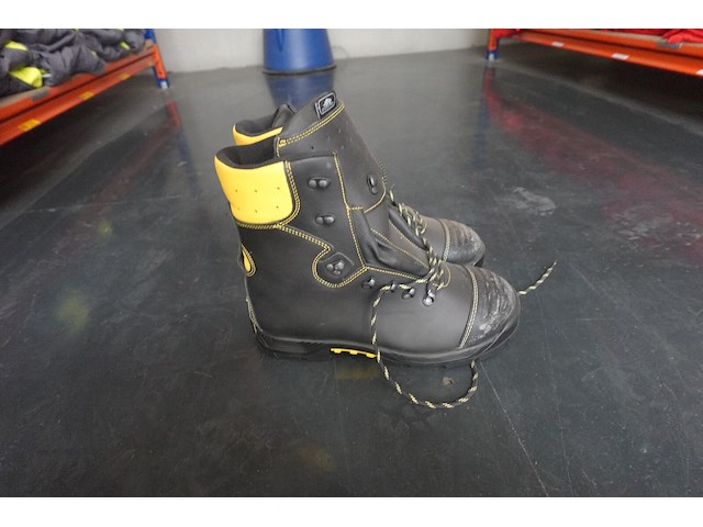 5 paar veiligheidsschoenen kettingzaag skip protection - afbeelding 2 van  4