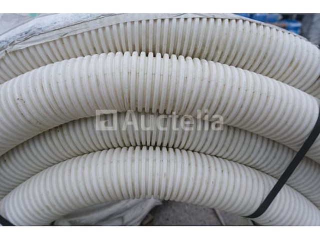 5 pakjes flexibele ventilatieslangen - afbeelding 1 van  6