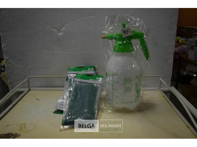 5 pakjes kabelbinders en 1 plantensnoeiers - afbeelding 1 van  2