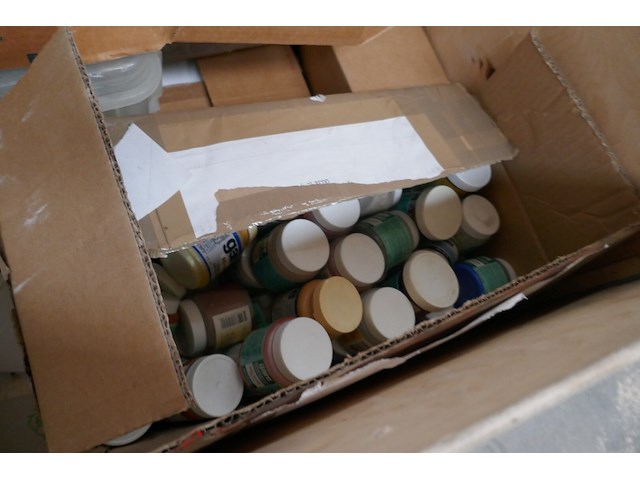 5 palletboxen met glasverf - afbeelding 4 van  9