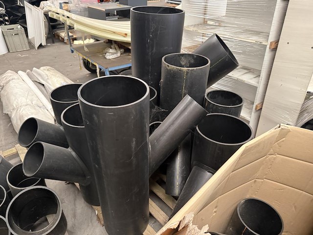 5 pallets koppelstukken - afbeelding 3 van  7