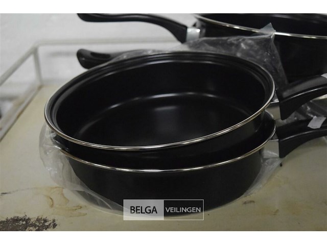 5 pannen ø24cm - afbeelding 2 van  3