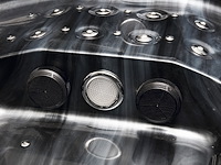 5 persoons outdoor spa 208x208 cm incl. 2 ligbedden - cloudy black bad / antraciete zijkant - afbeelding 6 van  23