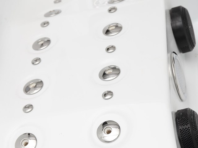 5 persoons outdoor spa 208x208 cm incl. 2 ligbedden - wit bad / mahonie kleur zijkant - afbeelding 12 van  21