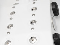 5 persoons outdoor spa 208x208 cm incl. 2 ligbedden - wit bad / mahonie kleur zijkant - afbeelding 12 van  21