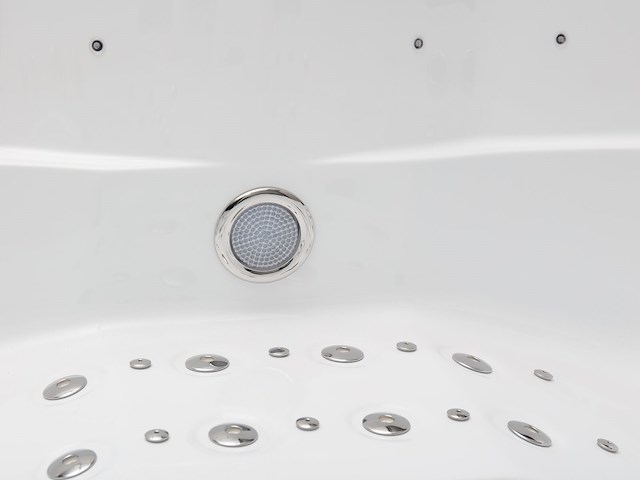 5 persoons outdoor spa 208x208 cm incl. 2 ligbedden - wit bad / mahonie kleur zijkant - afbeelding 19 van  20