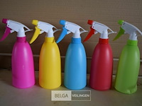 5 plantensproeiers - afbeelding 1 van  1