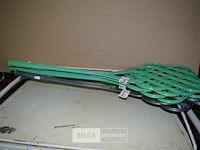 5 plastieken mattenkloppers - afbeelding 1 van  2