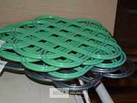 5 plastieken mattenkloppers - afbeelding 2 van  2