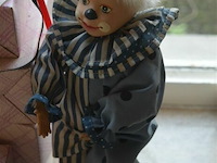 5 porselijnen clown maskers en clown - afbeelding 2 van  5