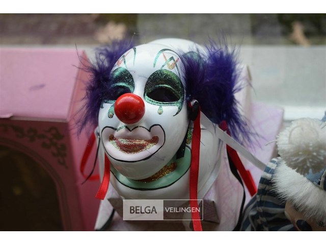 5 porselijnen clown maskers en clown - afbeelding 3 van  5