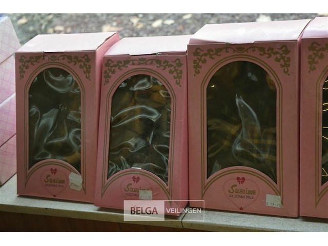 5 porselijnen dolls - afbeelding 3 van  3