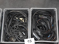 5 pvc bakken inhoudend diverse elektrakabel - afbeelding 3 van  4