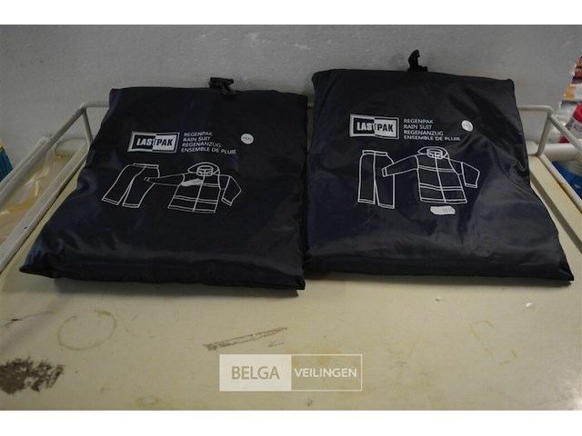 5 regenpakken mt xxxl - afbeelding 1 van  2
