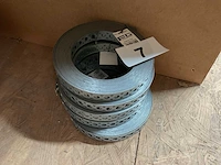 5 rollen band ijzer