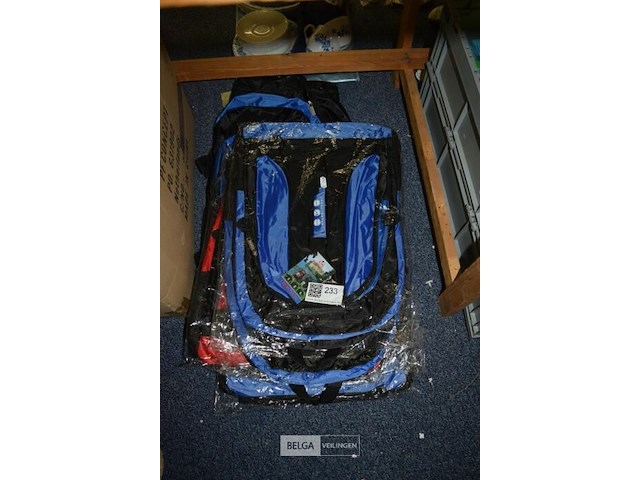 5 rugzakken - afbeelding 1 van  2