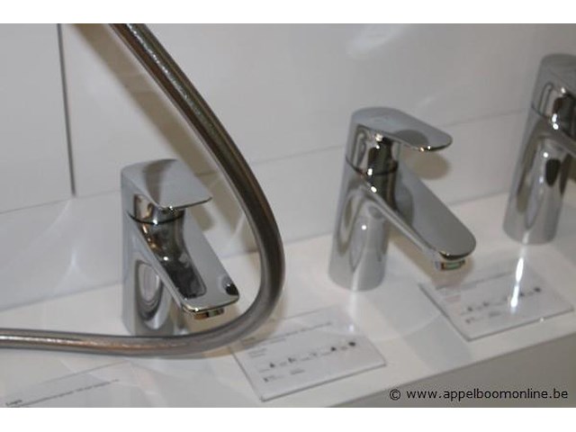 5 showroom badkamerkranen - afbeelding 3 van  4