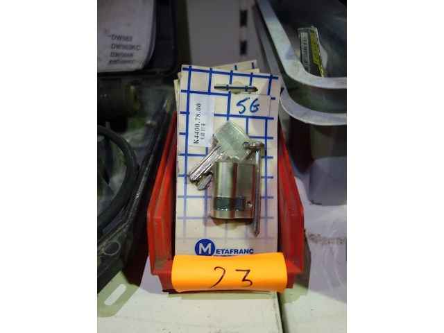 5 sloten - afbeelding 1 van  2