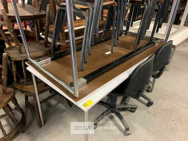 5 tafels met houten bladen - afbeelding 2 van  4