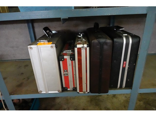 5 valiezen - afbeelding 1 van  2