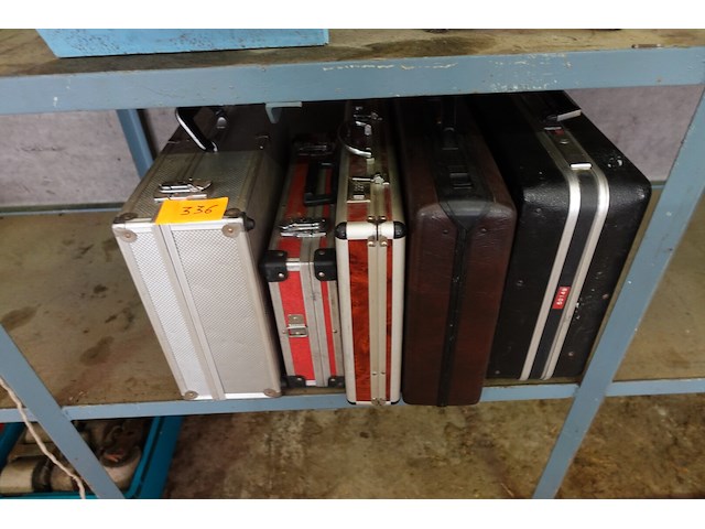 5 valiezen - afbeelding 2 van  2