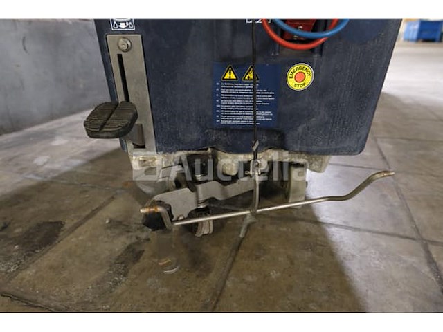 5 wetrok vloerschrijvers (nog te renoveren) - afbeelding 3 van  17