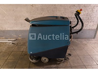 5 wetrok vloerschrijvers (nog te renoveren)