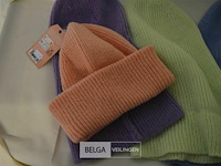 5 wintermutsen div. kleuren - afbeelding 2 van  3