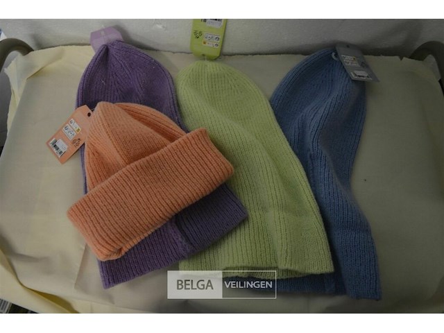 5 wintermutsen div. kleuren - afbeelding 1 van  2