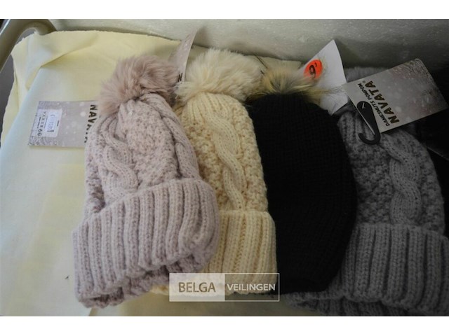 5 wintermutsen met pompon div. kleuren - afbeelding 2 van  3