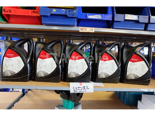 5 x 5 liter blikken kettingolie - afbeelding 2 van  4
