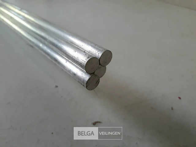 5 x aluminium volle buis 2m 16mm - afbeelding 3 van  3