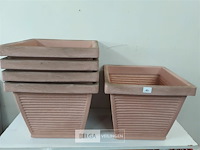 5 x bloembak pvc 40x40 h32 cm - afbeelding 1 van  3