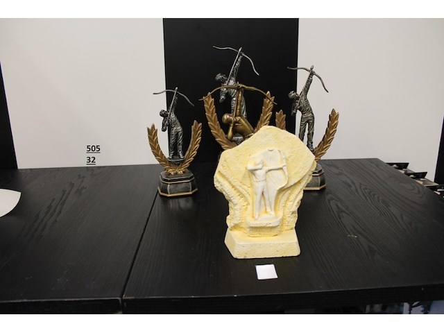 5 x boogschietentrofee - afbeelding 1 van  1