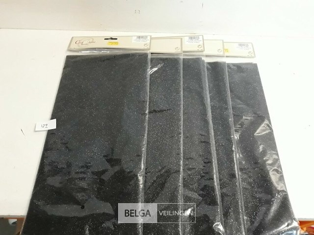 5 x decostof zwart met stippen 34cm x 3m - afbeelding 1 van  3
