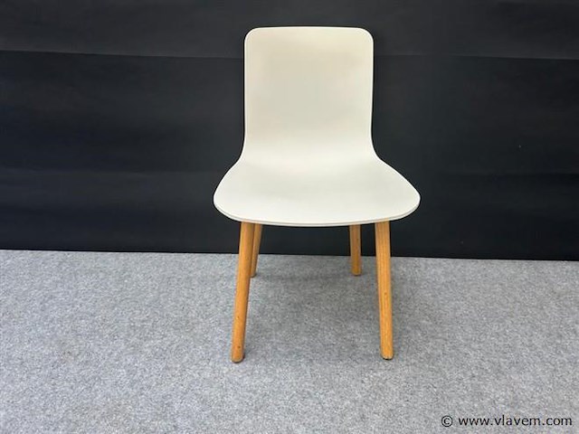5 x design vergaderstoel vitra hal r wood - afbeelding 2 van  9
