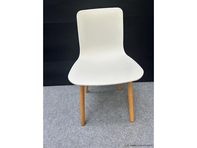 5 x design vergaderstoel vitra hal r wood - afbeelding 3 van  9