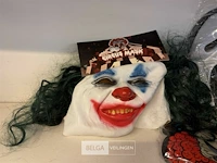 ± 5 x halloween maskers - afbeelding 3 van  5
