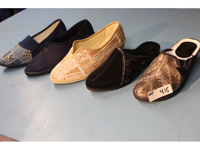 5 x paar damespantoffels maat 38 - afbeelding 1 van  1