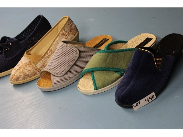 5 x paar damespantoffels maat 40 - afbeelding 1 van  1