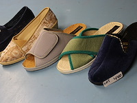 5 x paar damespantoffels maat 40 - afbeelding 1 van  1