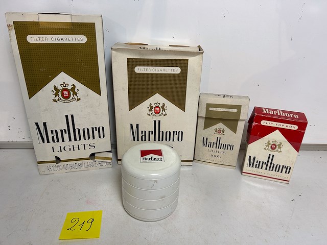 5 x reclame artikel marlboro - afbeelding 1 van  2