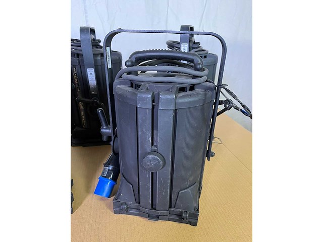 5 x selecon rama fresnel 1200w cee16b3 - afbeelding 3 van  5
