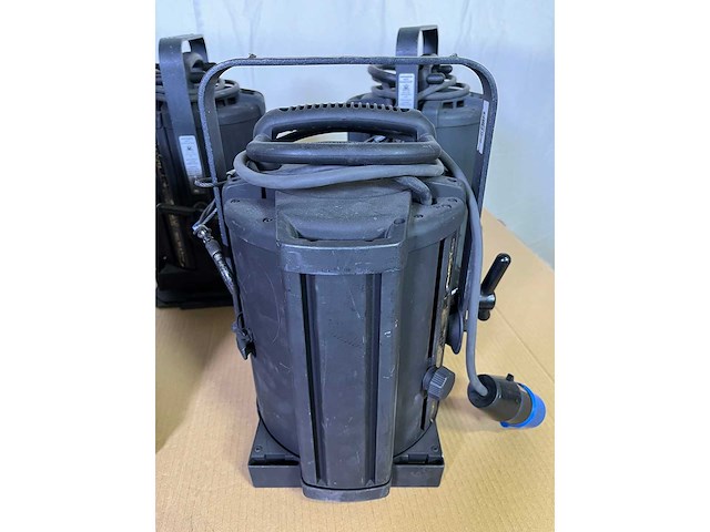 5 x selecon rama fresnel 1200w cee16b3 - afbeelding 4 van  5